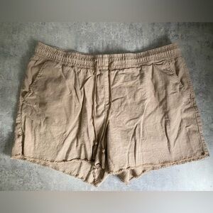 Linen blend shorts